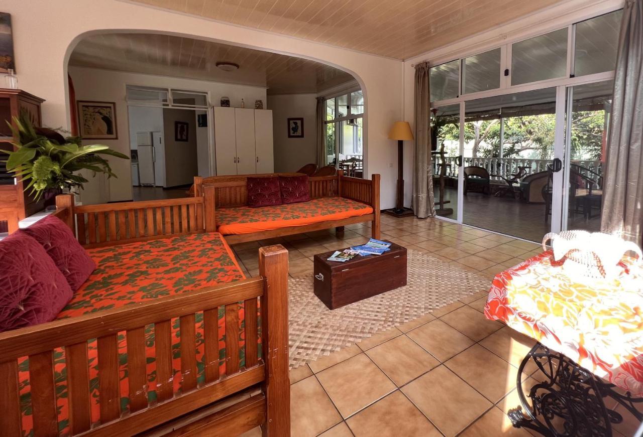 Pare Lodge Tahiti Pirae Eksteriør bilde