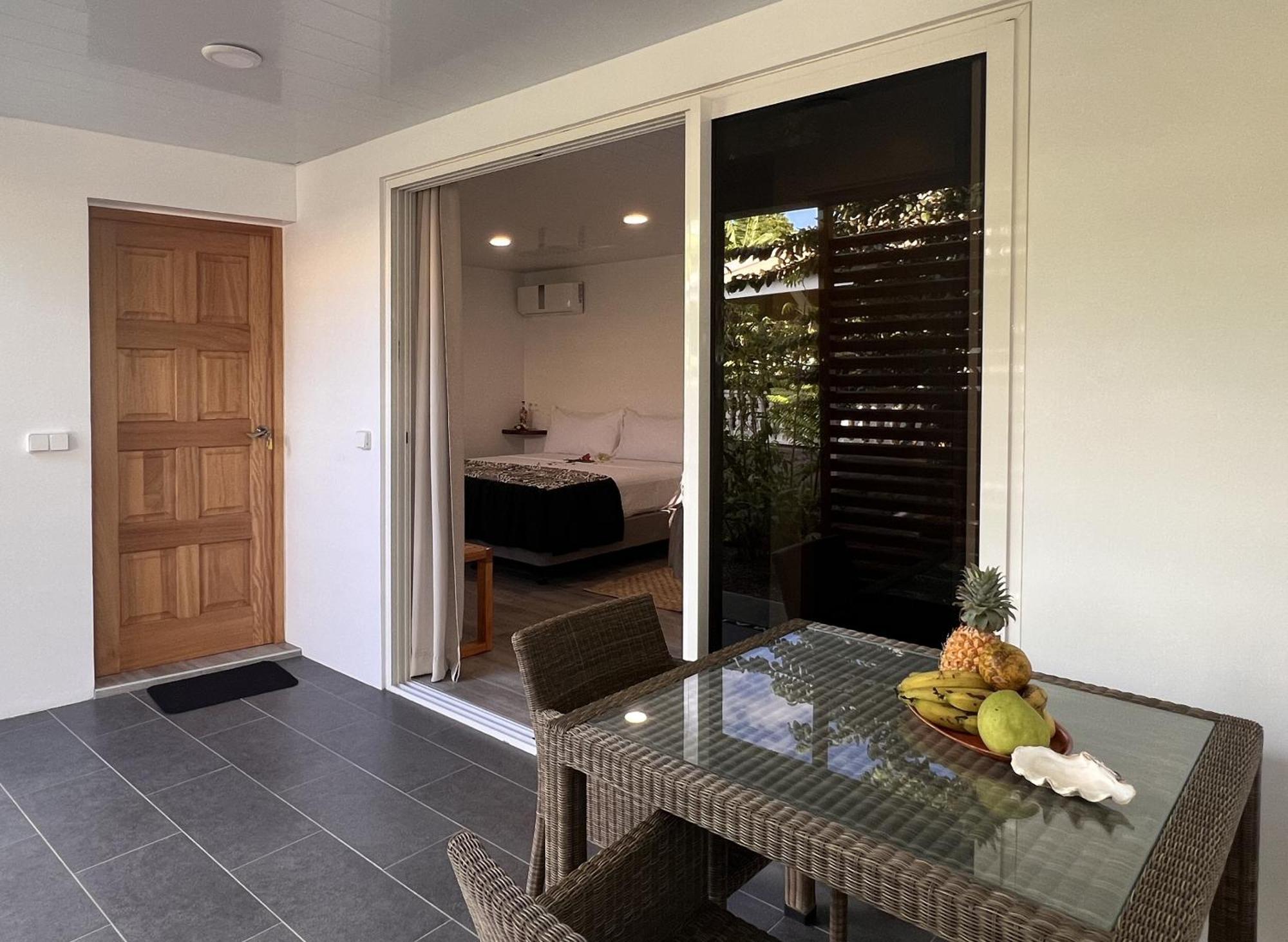Pare Lodge Tahiti Pirae Rom bilde