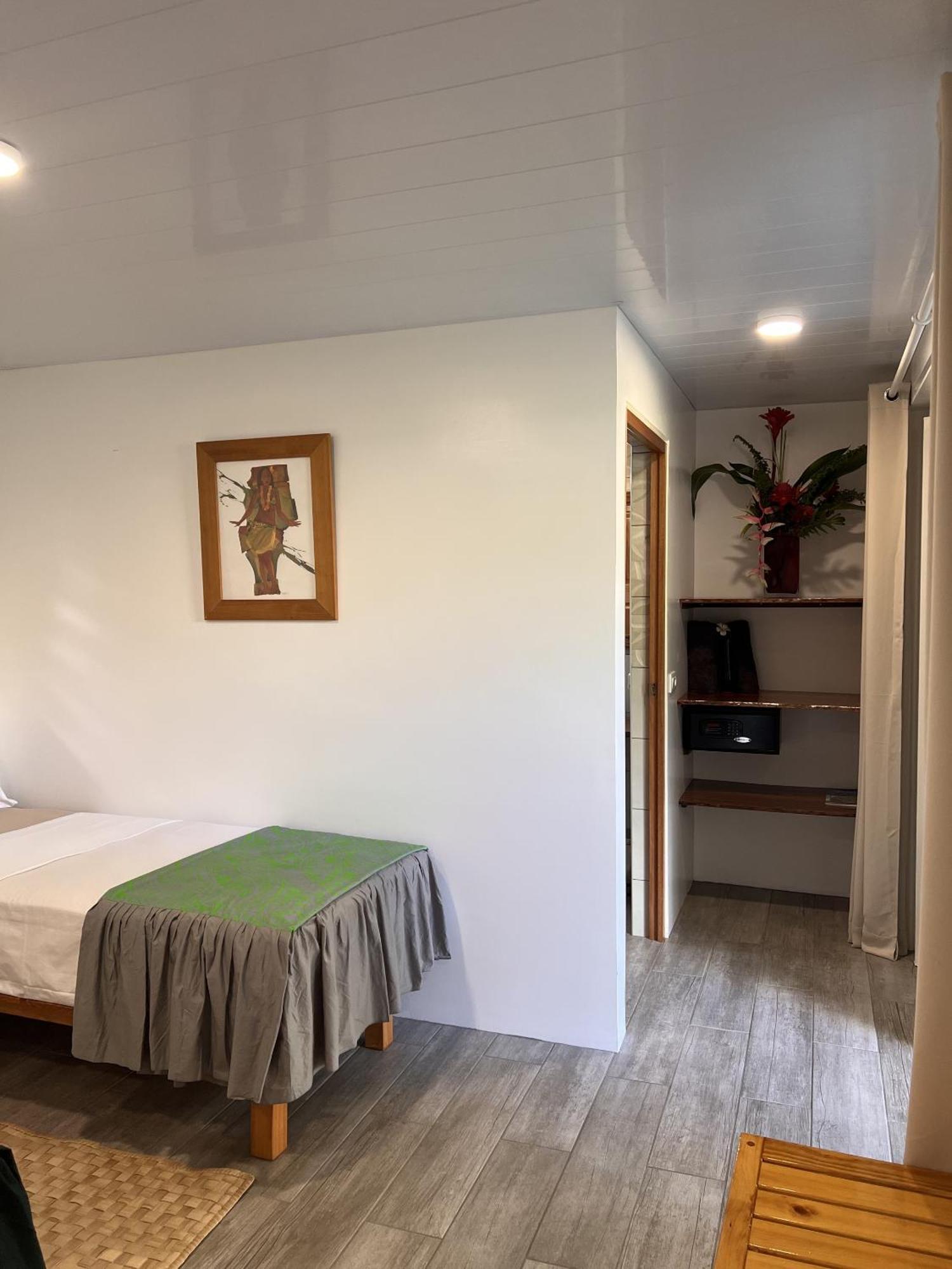 Pare Lodge Tahiti Pirae Rom bilde