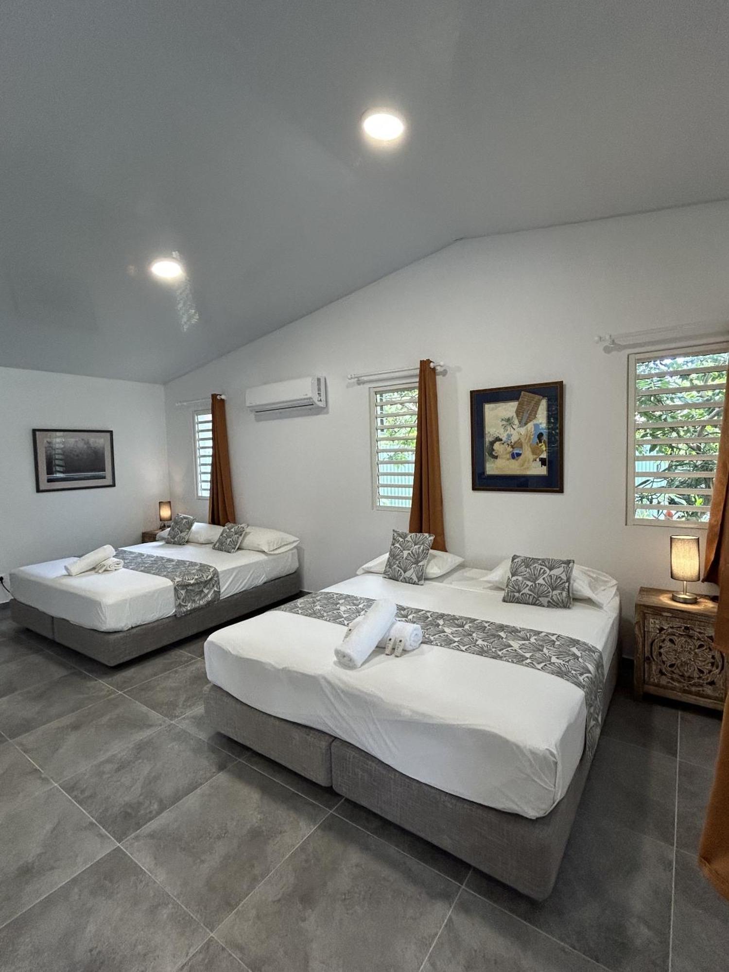 Pare Lodge Tahiti Pirae Rom bilde