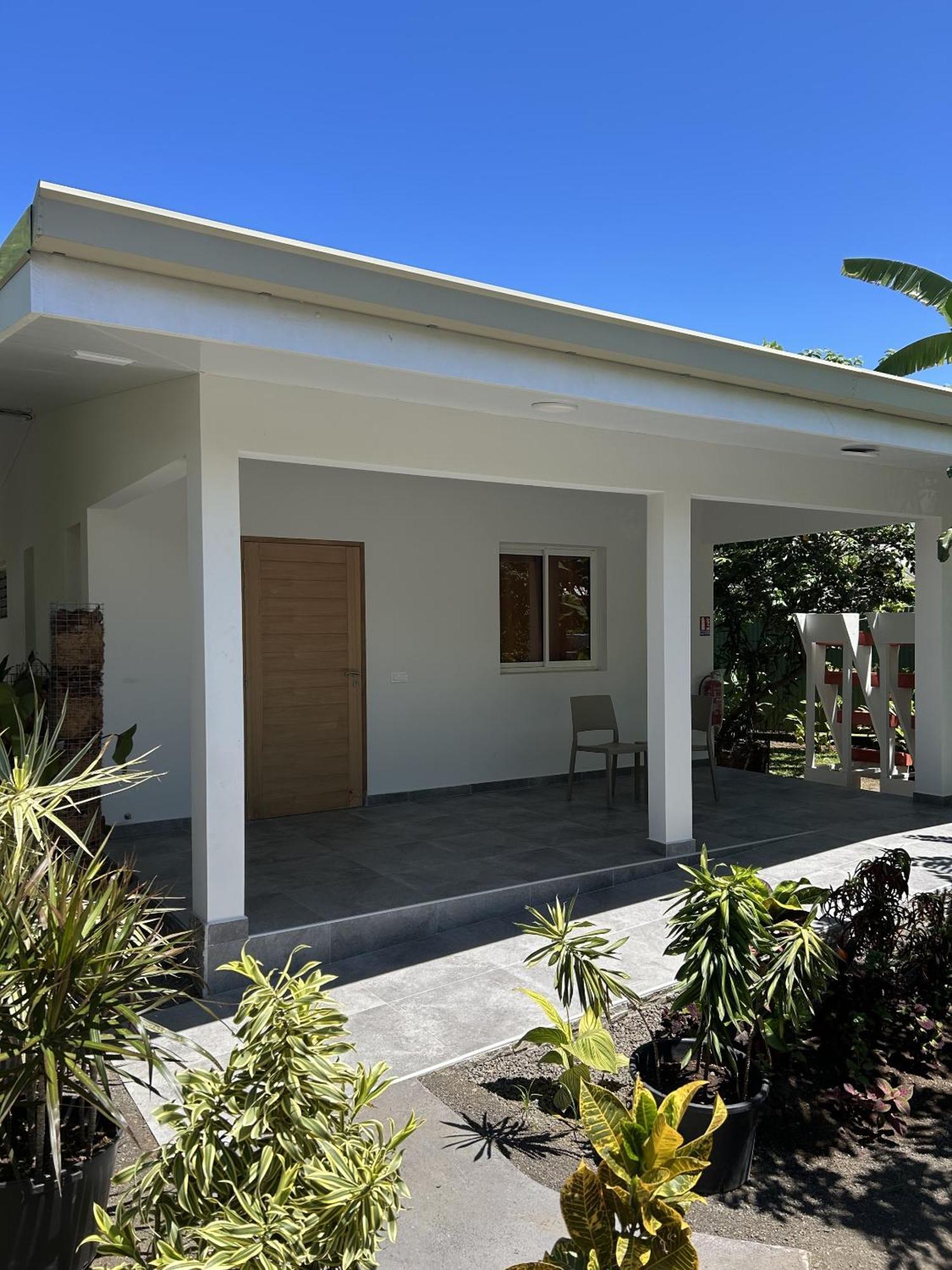 Pare Lodge Tahiti Pirae Rom bilde