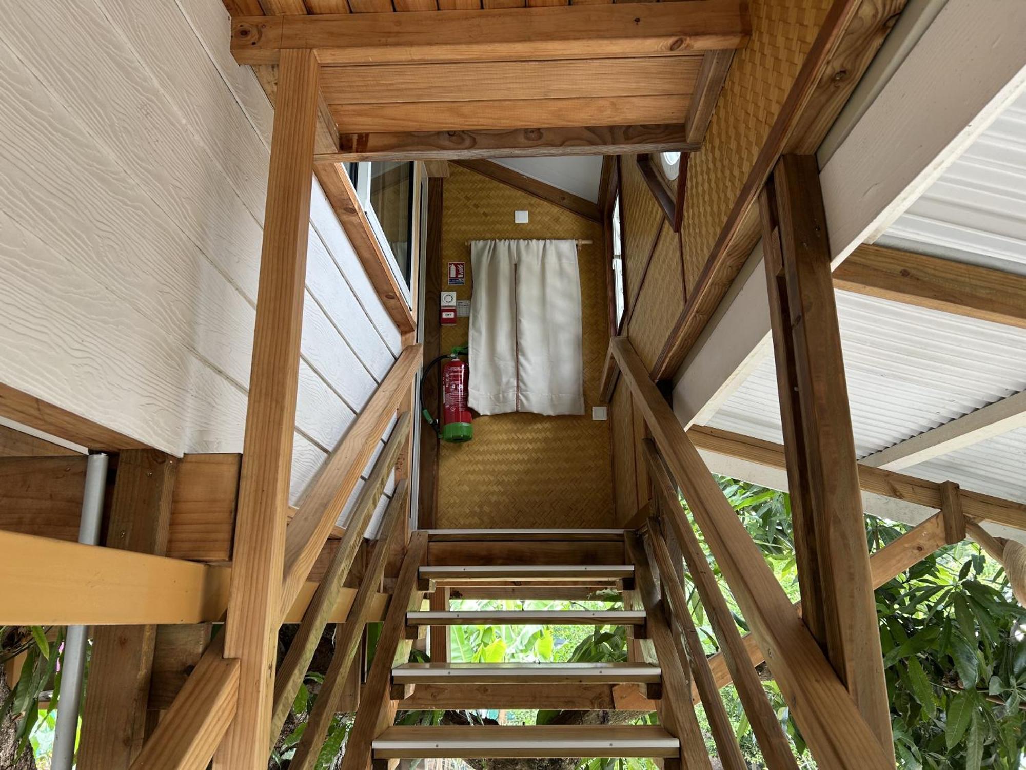 Pare Lodge Tahiti Pirae Rom bilde